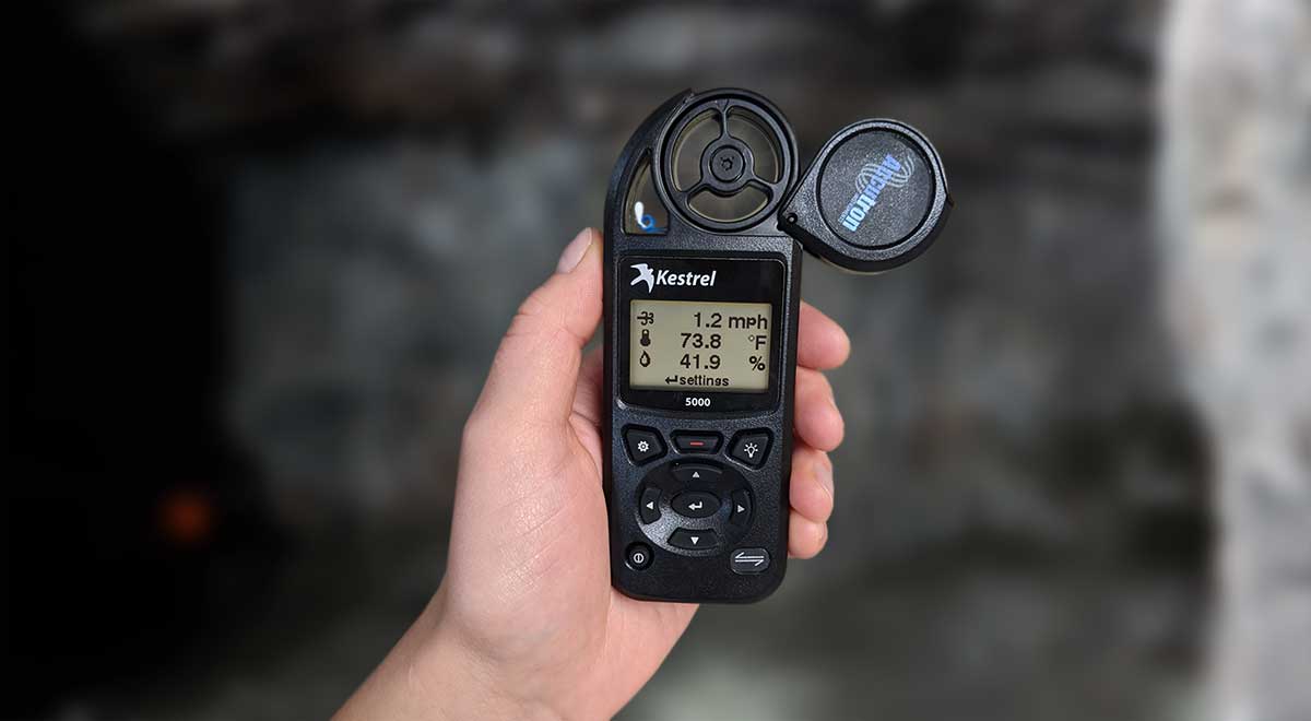 Kestrel 5000 environmental meter